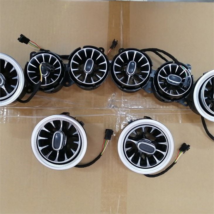 Kereta Air Keadaan Vent Outlet Cincin Penutup Potong Untuk Mercedes Benz