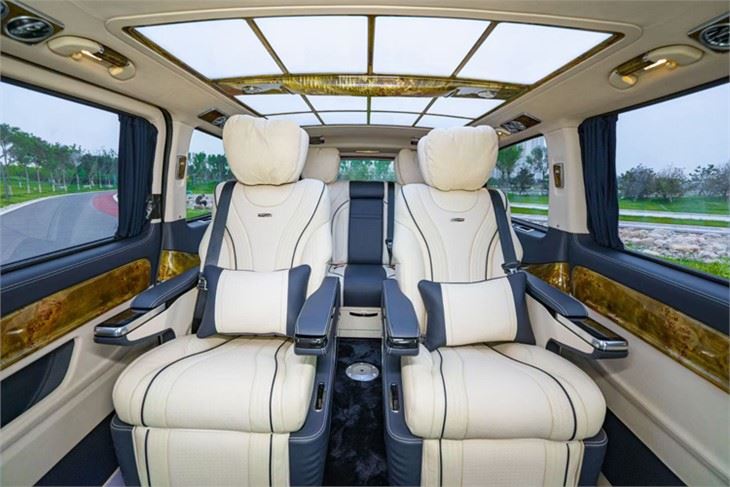 Tempat Duduk Kereta High End