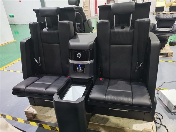 Tempat Duduk Lipat Lipat Tersembunyi Van Mewah Untuk VITO V250 V260