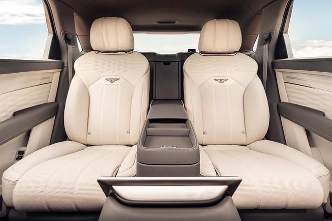 Dikenali Sebagai Tempat Duduk Kereta Paling Mewah dalam Sejarah, Bentley Kelu...