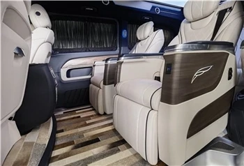 Mercedes-Benz V250 Dengan Tempat Duduk VIP Mewah