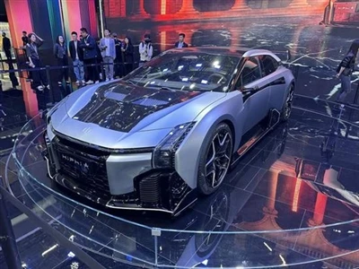 Platform 800V /2-Debut Auto Show HIHA Break-top kelas kedua
