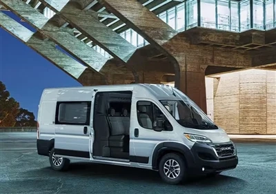 Ruang Pasukan Van Krew Ram ProMaster® 2024
