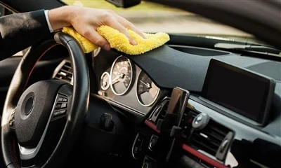 Petua pembersihan dalaman kereta