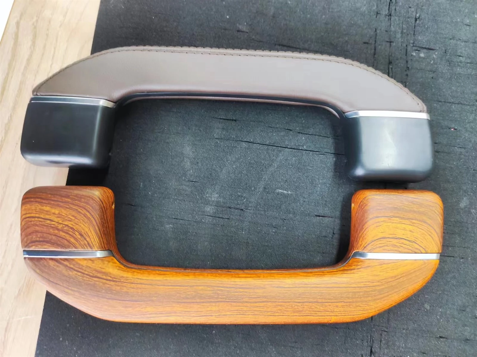 Auto handle Auto handle