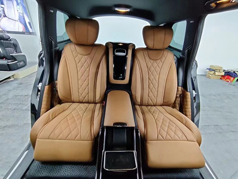 Tempat Duduk Boleh Ganti Belakang SUV LC300